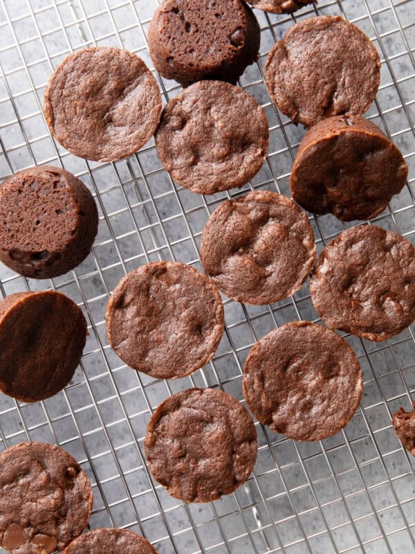 Brownie bites cooling on a cooling rack