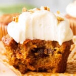 The BEST Carrot Cake Cupcakes Pinterest image.